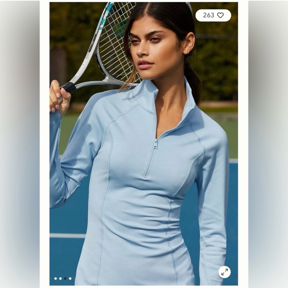 BEYOND YOGA Baby Blue Heather Westside Dress in Hazy Sky XS